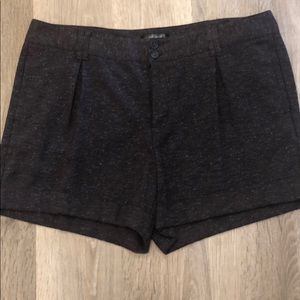 Daisy Fuentes brown tweed shorts, 4” inseam